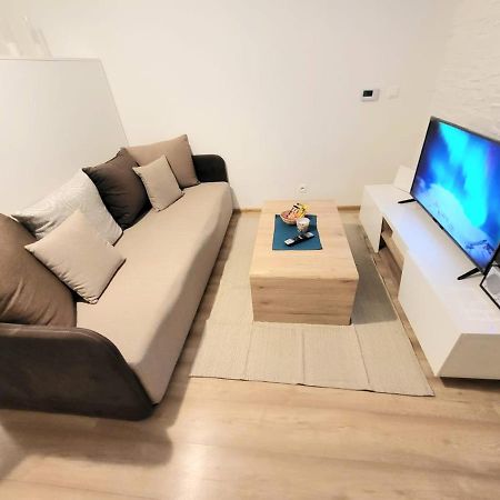 Velky Apartman 3 Bratislava Exterior foto