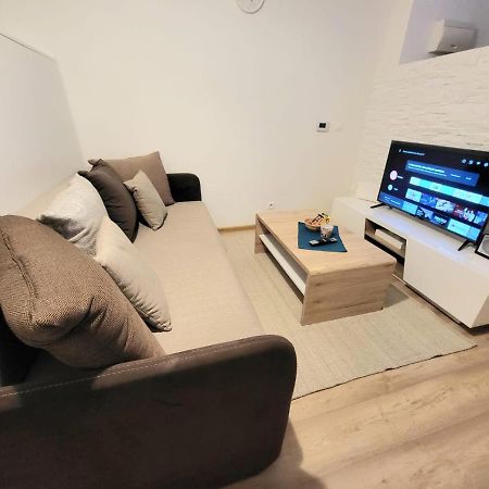 Velky Apartman 3 Bratislava Exterior foto