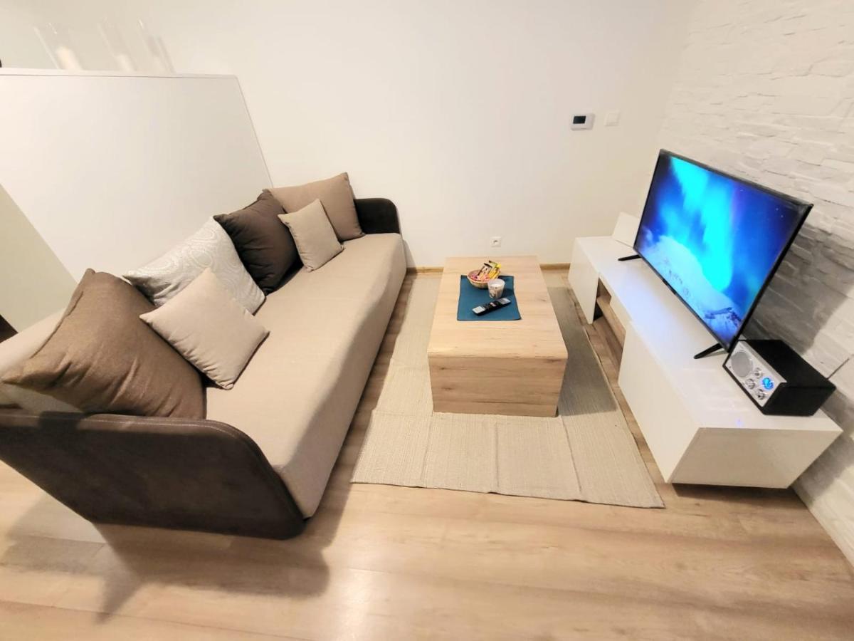 Velky Apartman 3 Bratislava Exterior foto