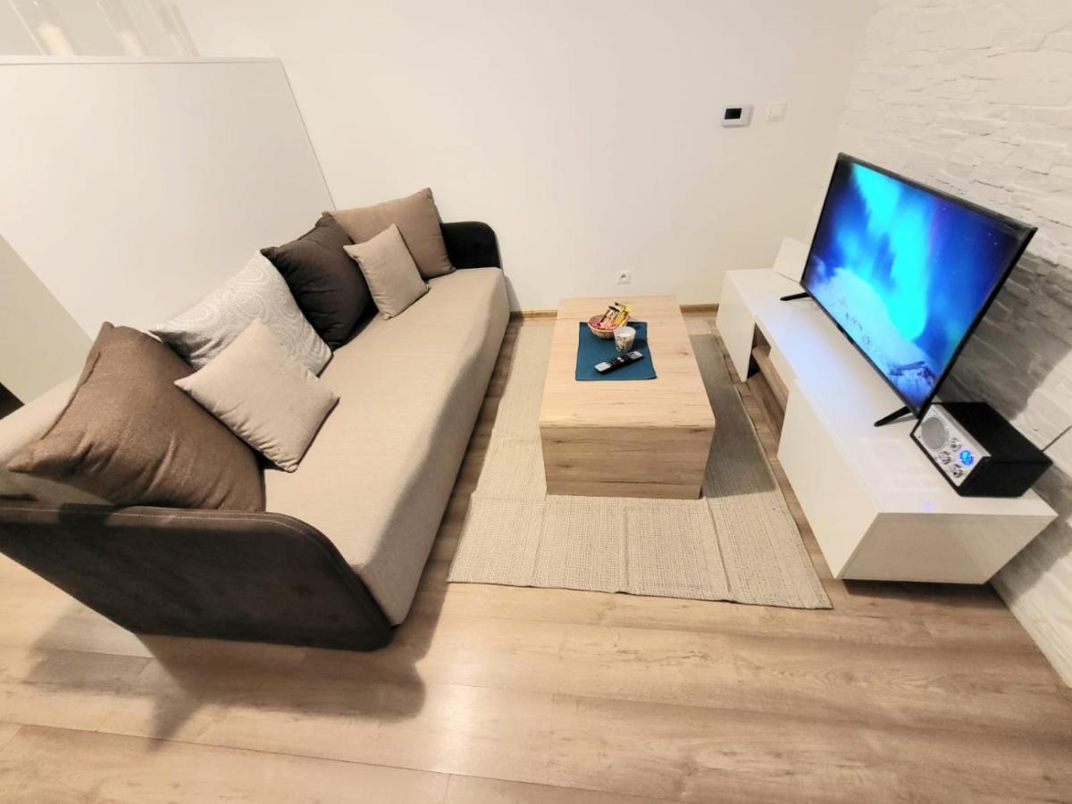 Velky Apartman 3 Bratislava Exterior foto