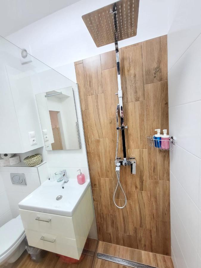 Velky Apartman 3 Bratislava Exterior foto